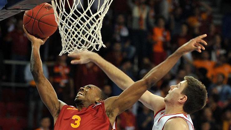 Galatasaray Odeabank dolu dizgin