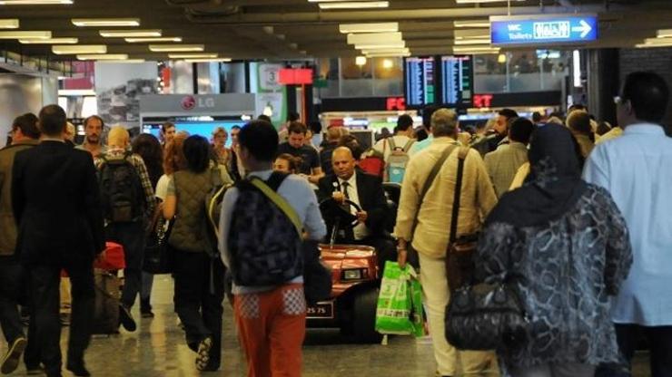 Faslılar önce gözaltına alındı sonra sınırdışı kararı verildi
