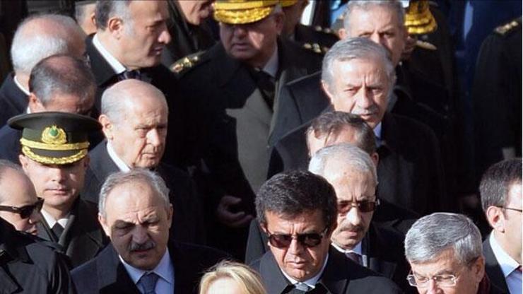 MHPden Bahçeli Anıtkabire gitmedi iddiasına fotoğraflı yanıt