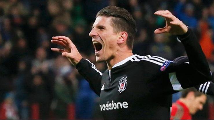 Beşiktaş Mario Gomezi garanti altına aldı