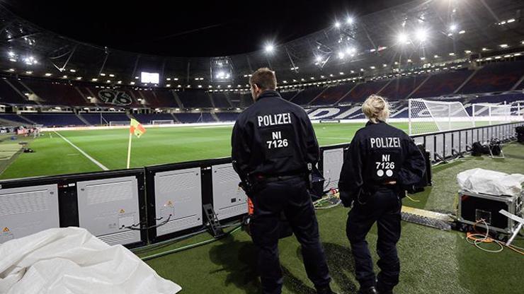Bundesligada maçlar oynanabilecek mi