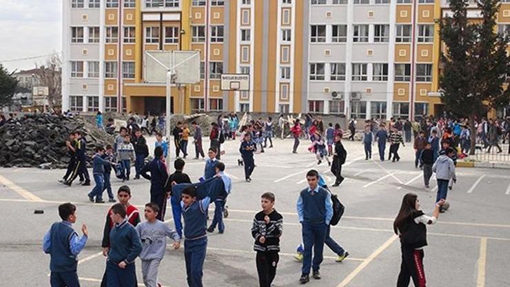 Okullardaki güvenliğe öğrenciler de dahil edilmeli