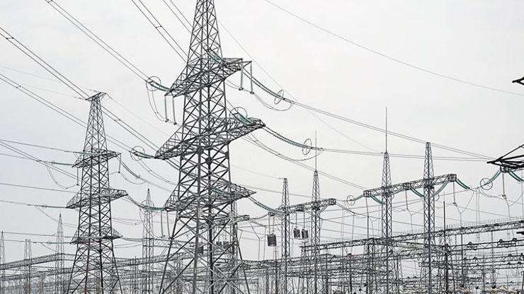 Kırımda elektrikler kesildi, olağanüstü hâl ilân edildi