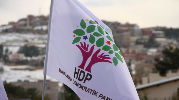 HDP o PKKlılarla görüşmek için bakanlığa başvurdu