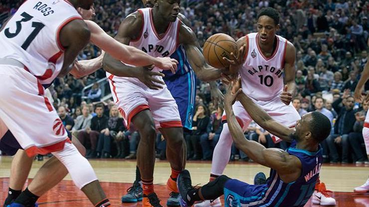 Raptors son periyotta uyandı