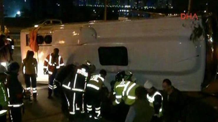 İTÜ servisi emniyet şeridinde kaza yaptı: 1 ölü, 17 yaralı