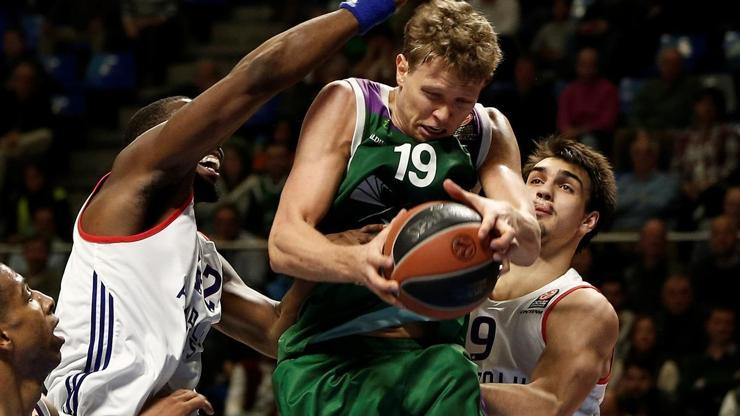 Unicaja Malaga - Anadolu Efes: 75-85