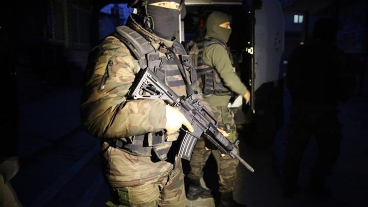 İstanbulda sosyal medya operasyonu: 14 gözaltı
