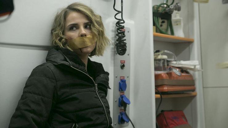 Arka Sokaklar 390. Bölüm 2. Fragmanı yayında Ekip, Selin Komiseri kurtarabilecek mi - Canlı izle