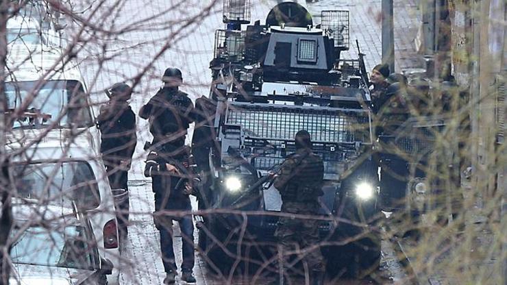 Bayrampaşa çevik kuvvete bombalı ve silahlı saldırı