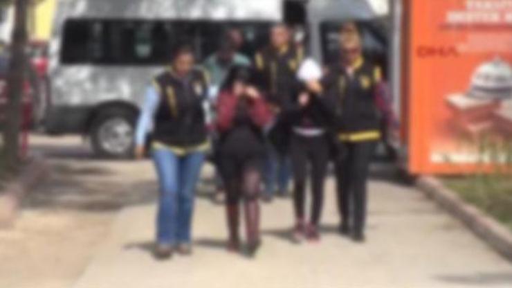 Önce swingerden sonra gang bangden gözaltına alındılar