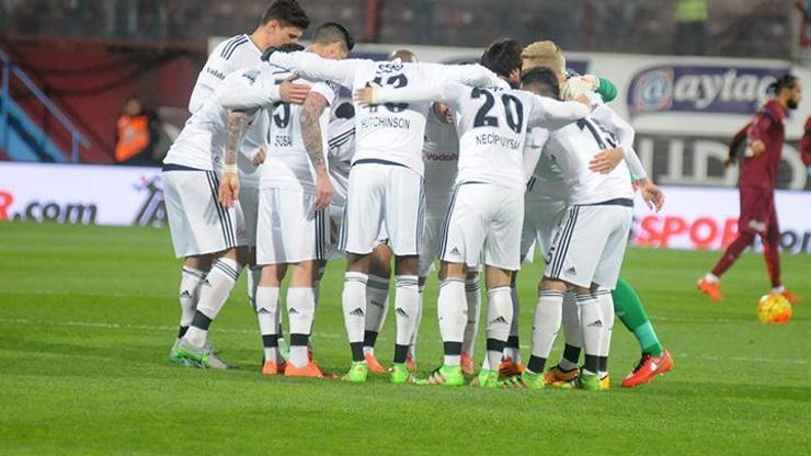 Beşiktaş liderliğe uçtu