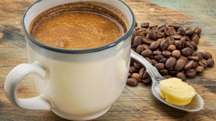 Yeni moda tereyağlı Türk kahvesi