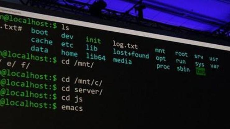 Linux Bash desteğini duyurdu
