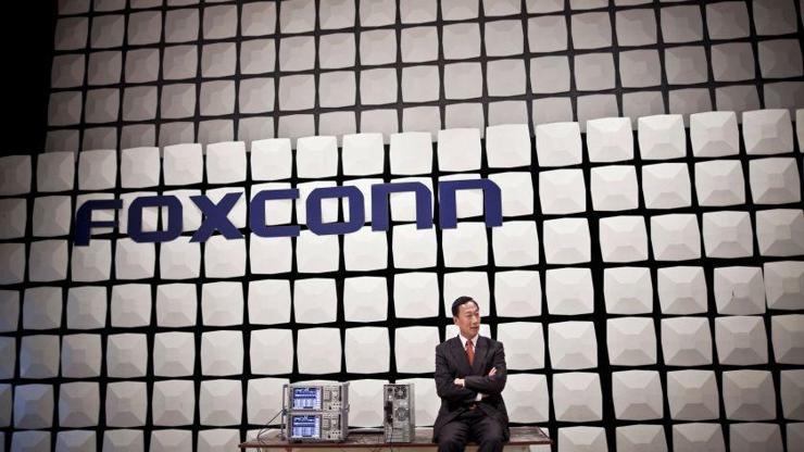 Sharp Foxconna satıldı
