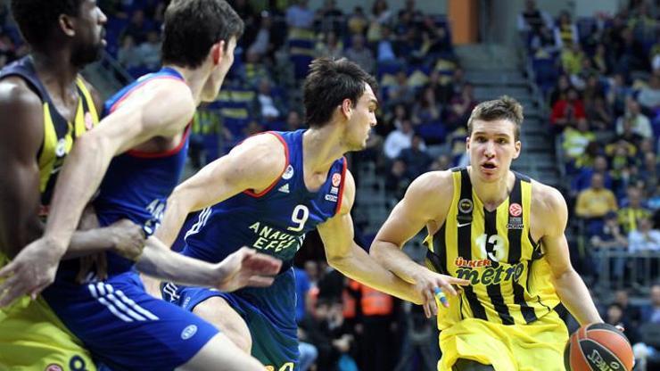 Fenerbahçe kazandı Efes veda etti