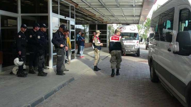 Suriye sınırında görevli asker ağır yaralandı