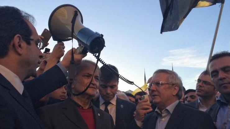 Aziz Yıldırım ve Fenerbahçe yönetimi Çağlayanda konuştu