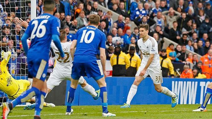 Leicester City adım adım şampiyonluğa