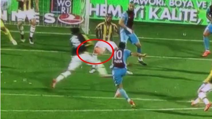 Trabzonspor-Fenerbahçe maçında tartışılan penaltı pozisyonu