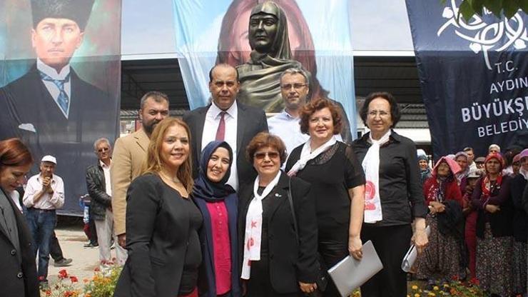 Aydında ilk kadın muhtarın büstü açıldı