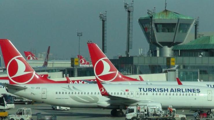 Atatürk Havalimanında hava trafiği 35 dakika yapılamadı