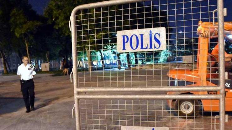 Gezi Parkına polis bariyerleri