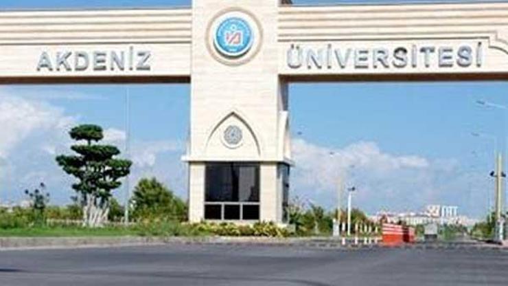 Üniversitede yolsuzluk operasyonu: 75 gözaltı