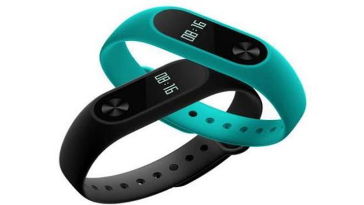 Xiaomi Mi Band 2 OLED ekrana kavuşuyor