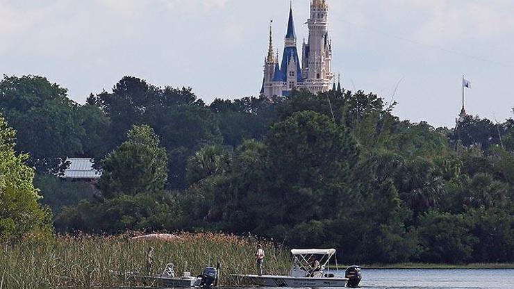 Disney Worldun başı dertte