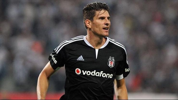Beşiktaş Mario Gomezden umudunu kesiyor