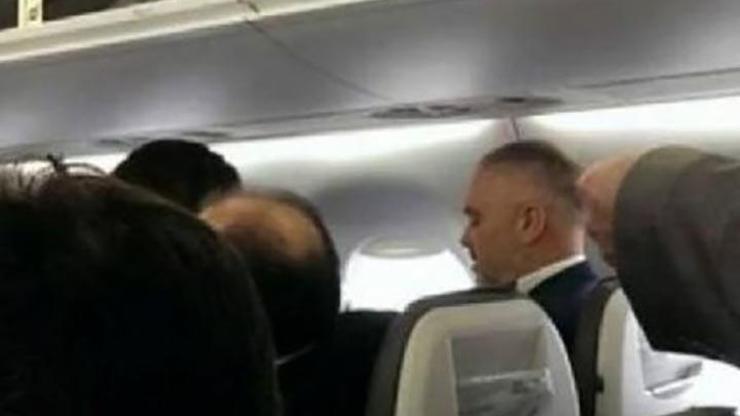 Saldırı anında Arnavutluk Başbakanının uçağı Atatürk Havalimanına iniş yaptı