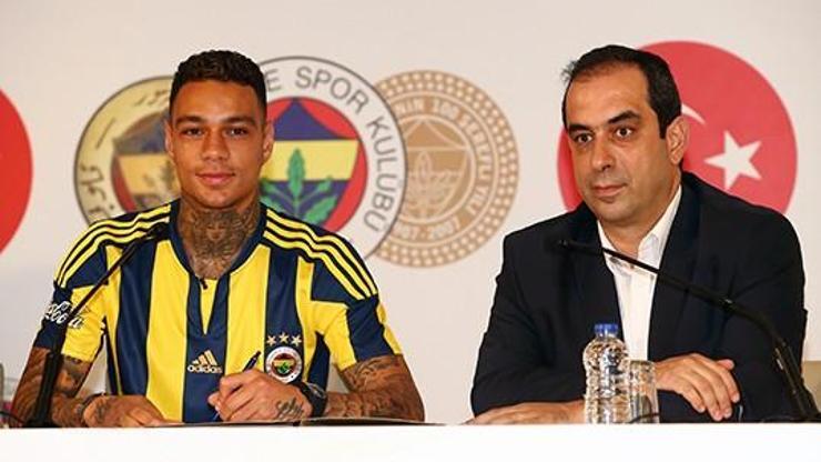 İşte Fenerbahçe formalı van der Wiel