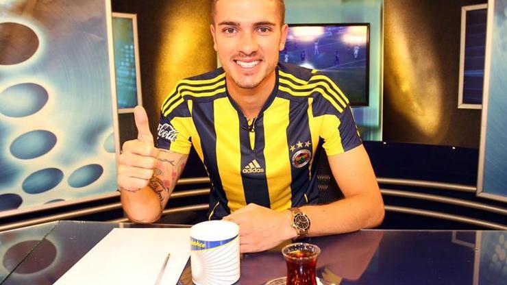 Neustadter imzayı attı