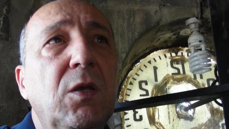Tarihi Saat Kulesinde ağır hasar