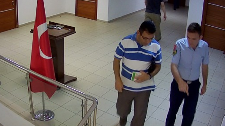 20 general darbe girişiminden 1 gün önce toplantı yaptı