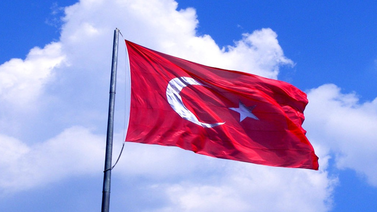 Türk bayrağı dikildi iddiası Yunanistanı karıştırdı