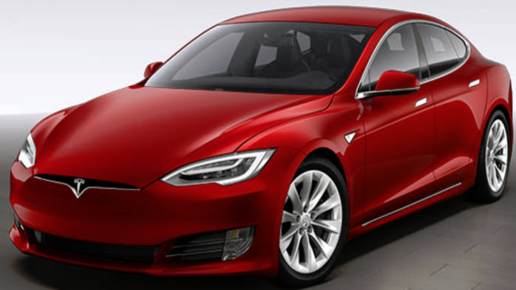 Teslanın S modelinin test sürüşünde yangın çıktı