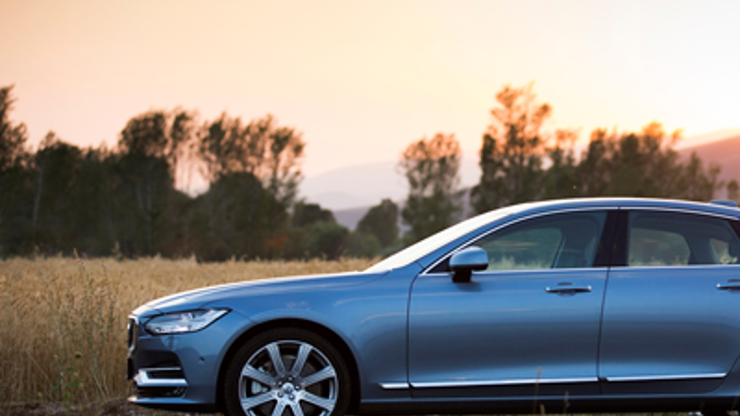 Volvo S90 291.5 bin TL’den geliyor