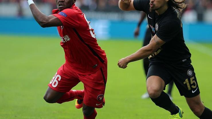 Osmanlıspor avantajı kaptı