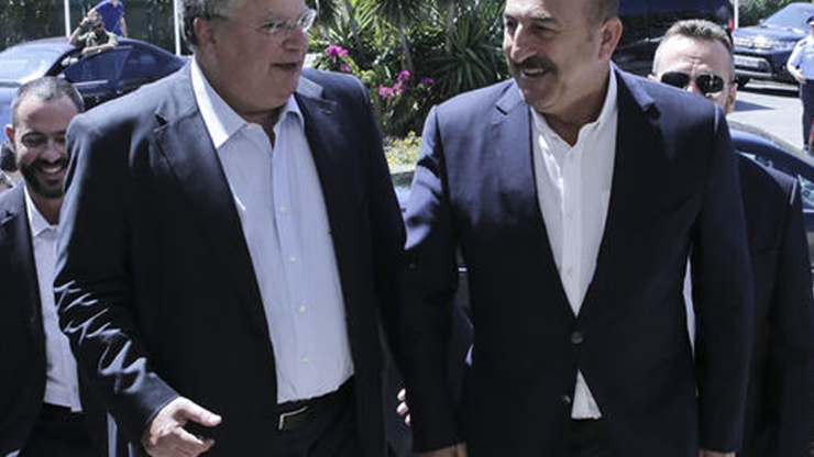 Çavuşoğlundan Yunanistana ziyaret