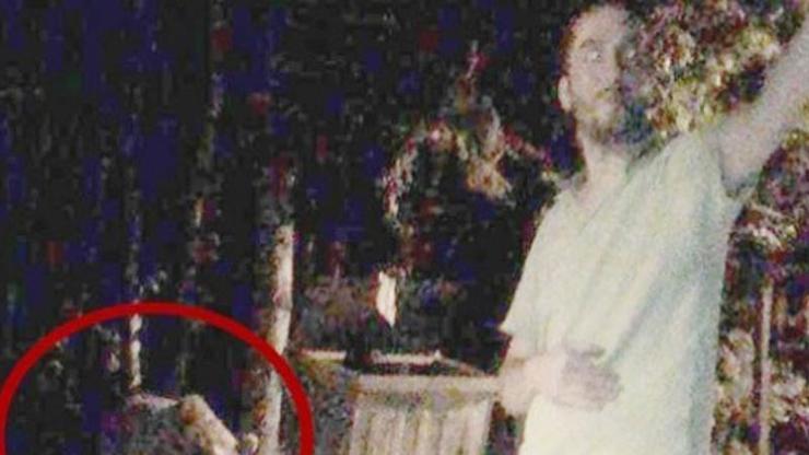 Uludağda aç ayıyla selfie yaptı