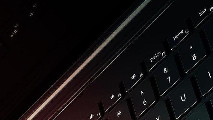 Bu fotoğraflar Microsoft Surface Book 2ye mi ait