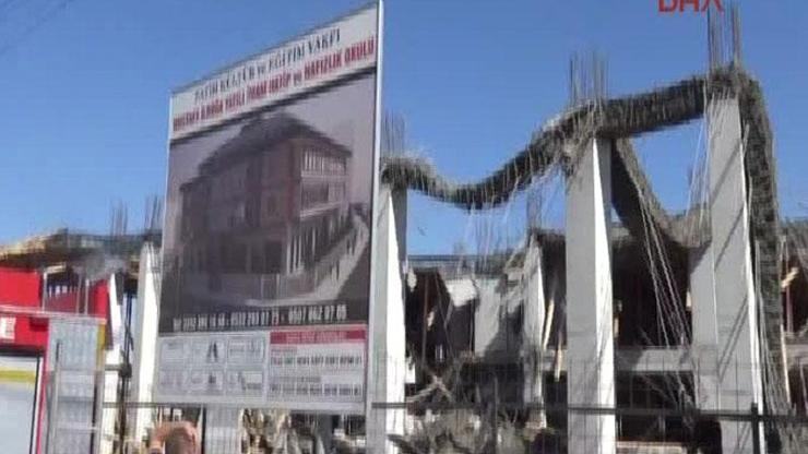Konyada imam hatip okulu inşaatında göçük