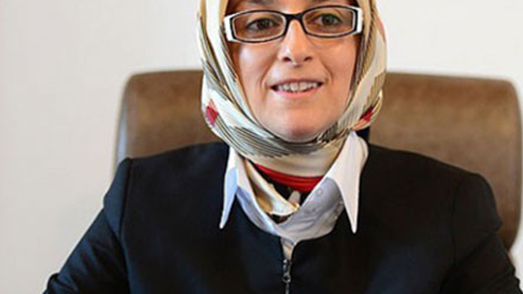 AK Parti Kadın Kolları Başkanı: Laiklik ülke için teminat