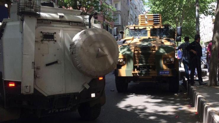 Diyarbakırda zırhlı araçla kadını ezen polise hapis istemi