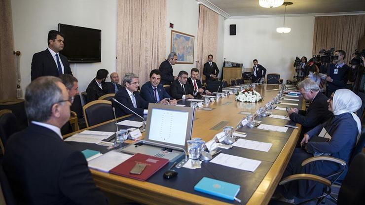 Eski liderlere FETÖ sorulacak
