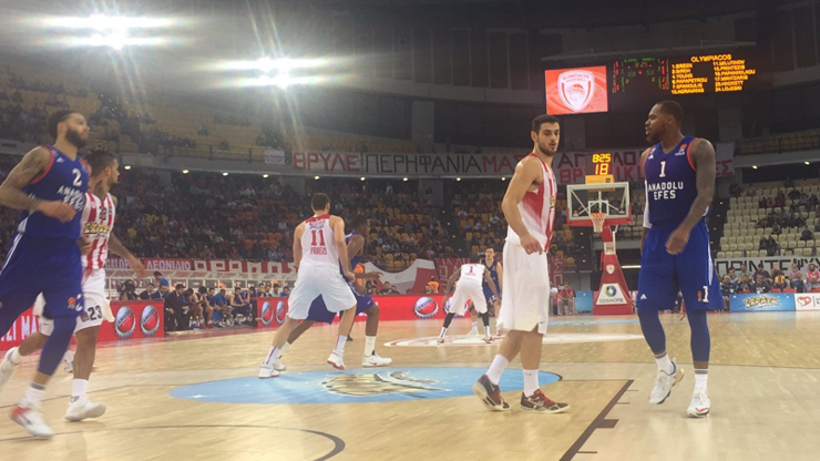 Anadolu Efes Yunanistan deplasmanında farklı mağlup oldu
