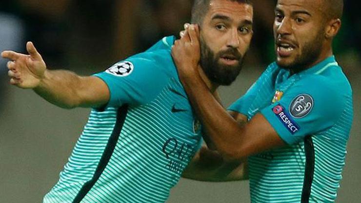 Barcelonada Arda Turan ve Rafinha şoku