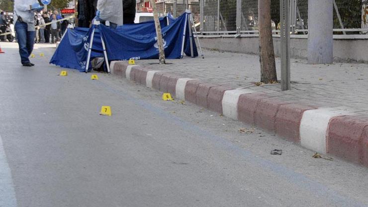 Sevgilisini başka erkekle görünce dehşet saçtı: 2 ölü, 1 yaralı